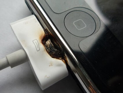 Bahayanya gunakan charger iphone palsu