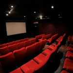 3 Bioskop Unik di Jakarta Ini Bisa Jadi Tempat Ngedate yang Romantis Lho!